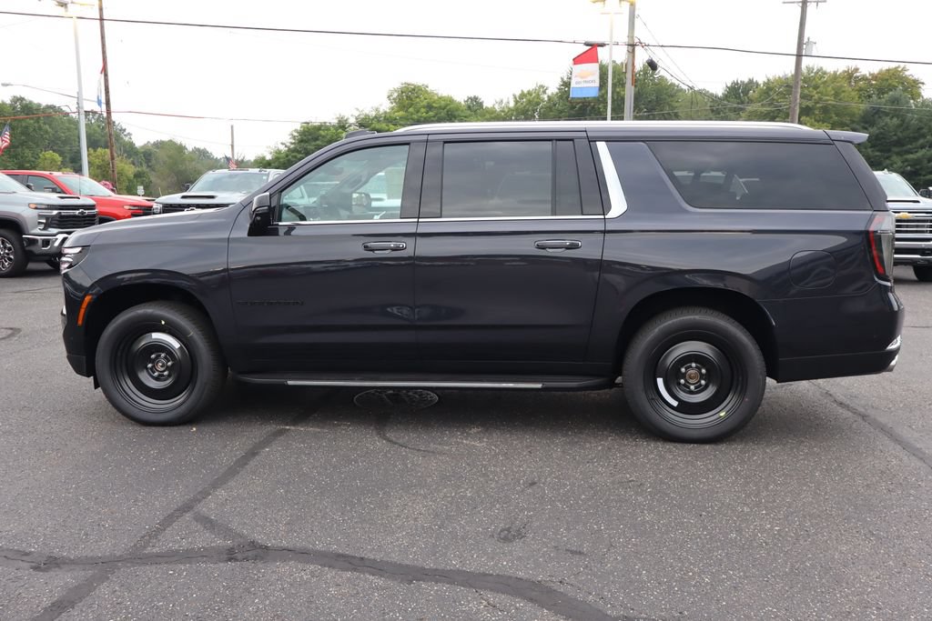 New 2026 Chevrolet Suburban Premier AWD/4WD image 35