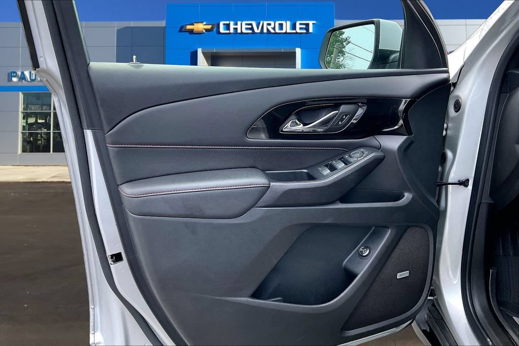 Used 2022 Chevrolet Traverse RS FWD image 20