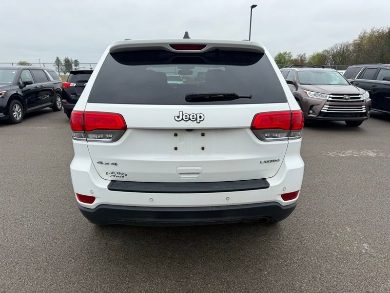 Used 2017 Jeep Grand Cherokee Laredo AWD/4WD image 7