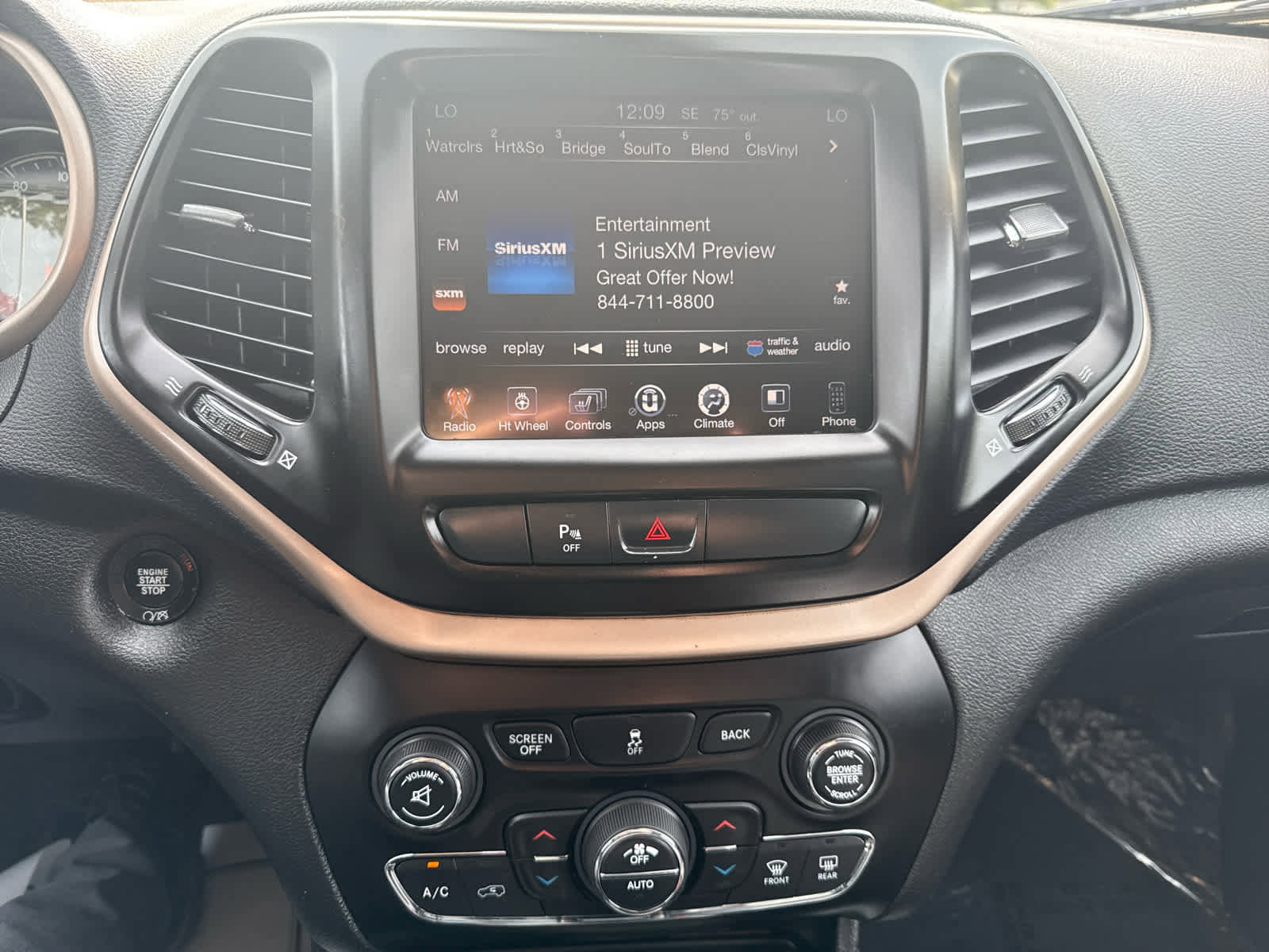 Used 2018 Jeep Cherokee Limited w/ High Altitude Package image 21