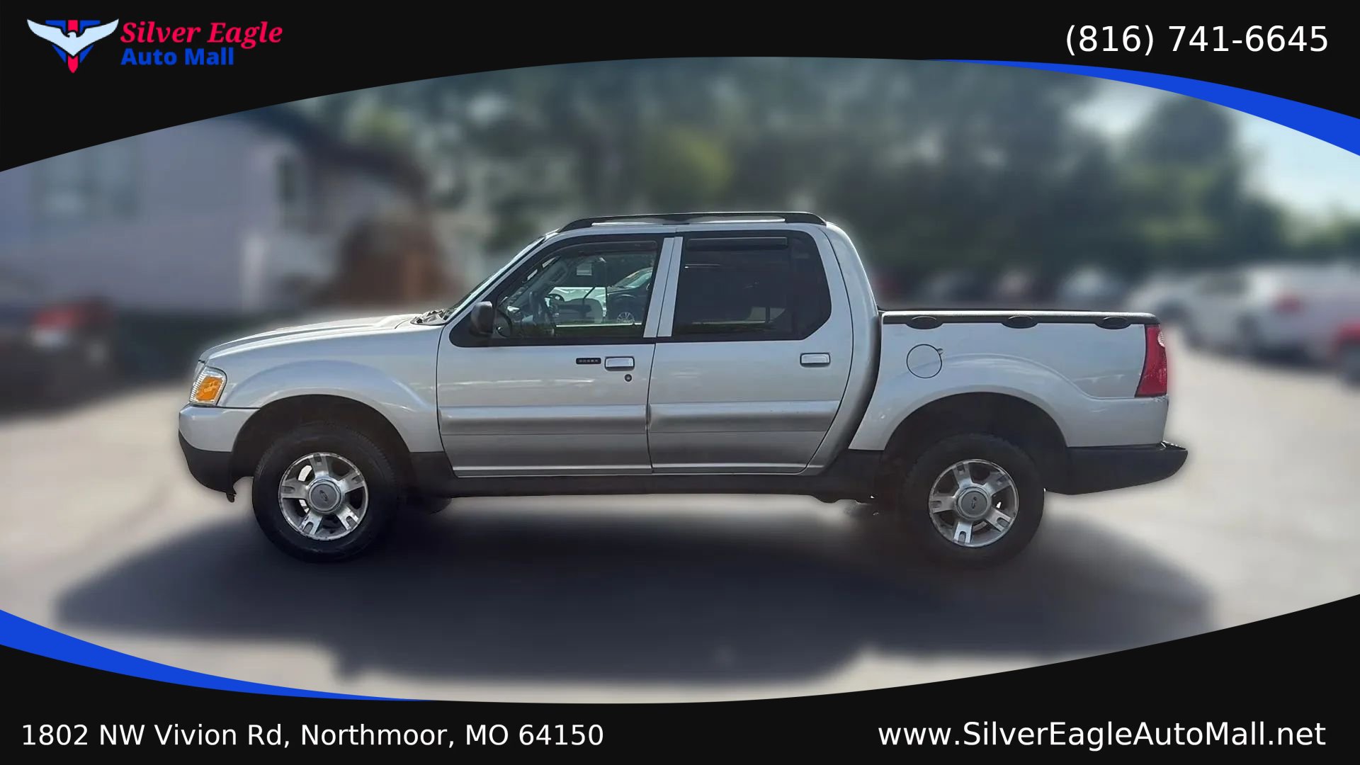 Used 2003 Ford Explorer Sport Trac XLT AWD/4WD image 2