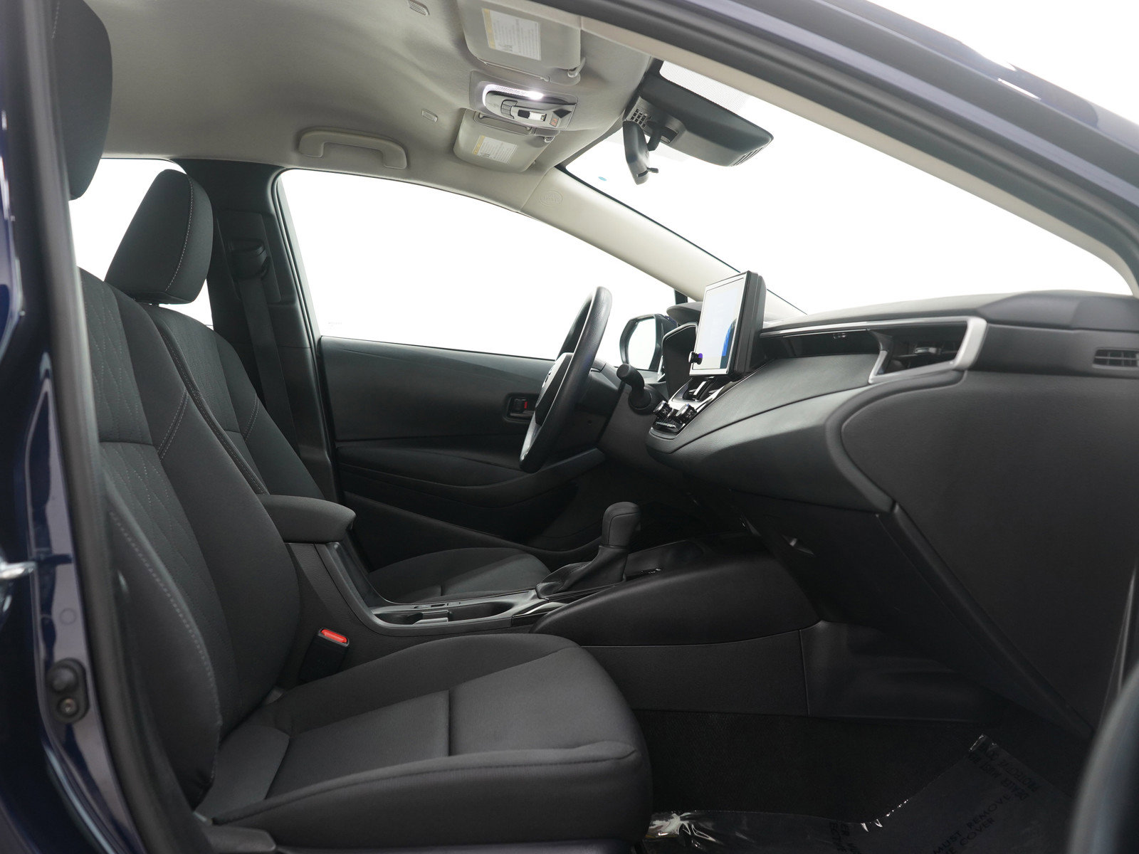 Used 2026 Toyota Corolla LE w/ LE Premium Package FWD image 11