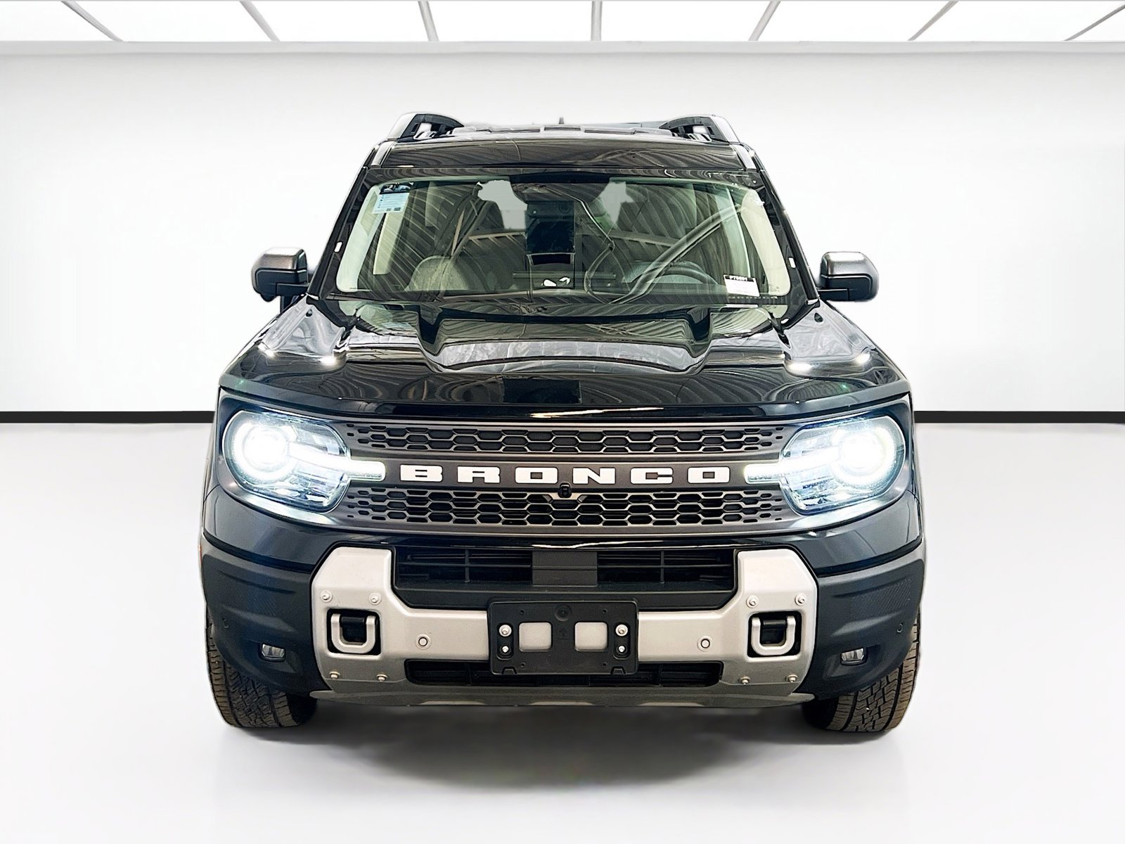 Used 2025 Ford Bronco Sport Badlands image 2