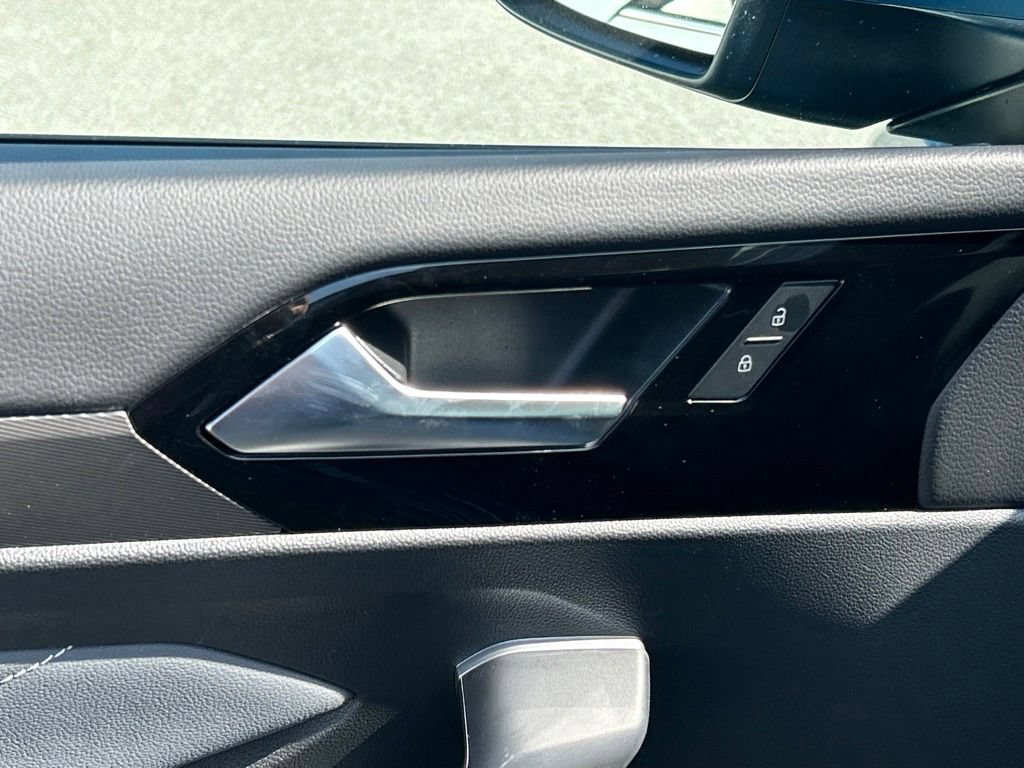 New 2026 Volkswagen Jetta SEL FWD image 18