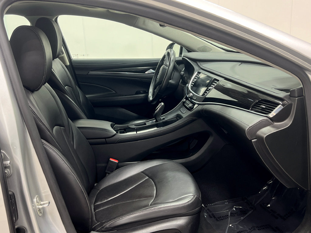 Used 2017 Buick LaCrosse Essence w/ Sun and Shade Package FWD image 33