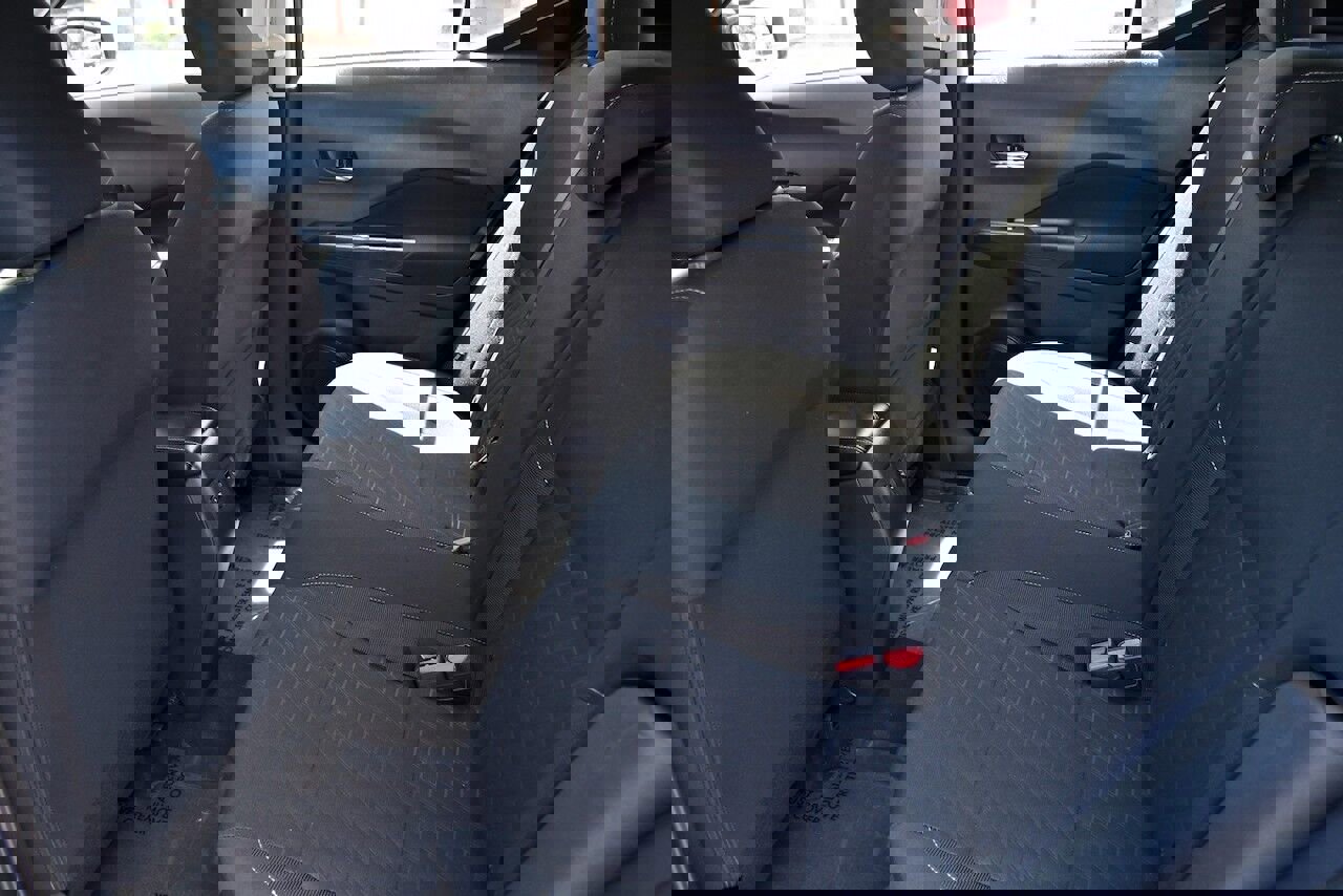 Used 2024 Nissan Kicks SV image 10