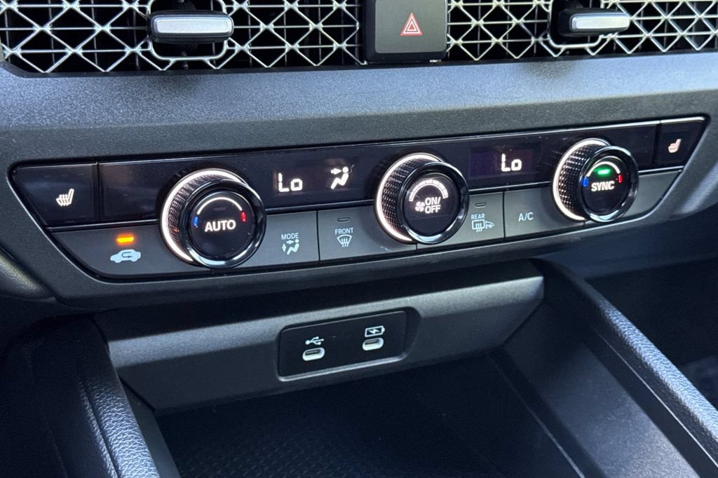Certified 2023 Honda Accord EX image 19