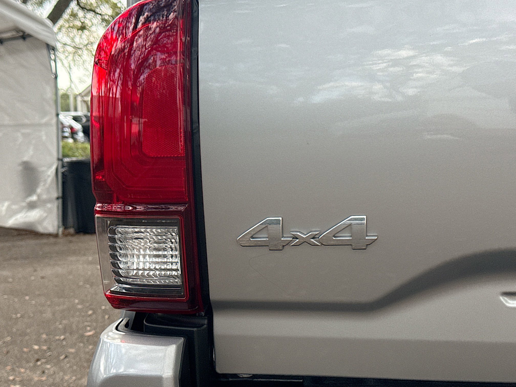 Used 2023 Toyota Tacoma SR5 w/ Technology Package image 16