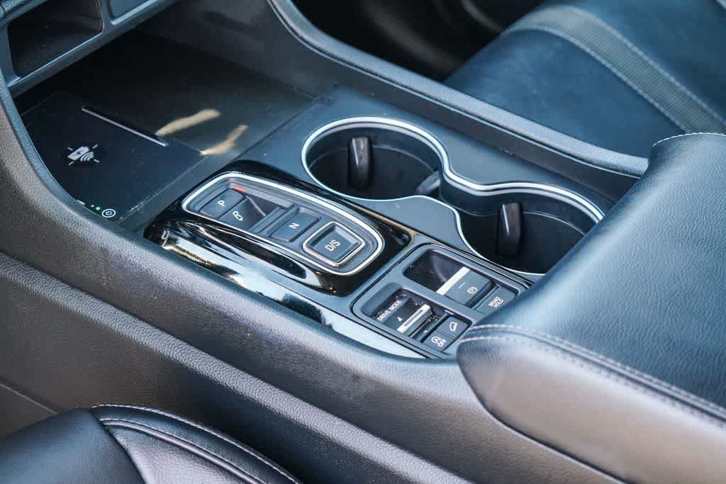 Used 2024 Honda Pilot Touring image 17