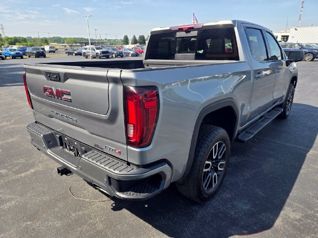 Used 2024 GMC Sierra 1500 AT4 w/ Technology Package AWD/4WD image 3
