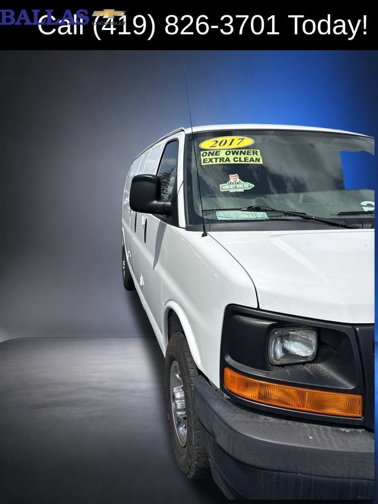 Certified 2017 GMC Savana 2500 Extended RWD image 2