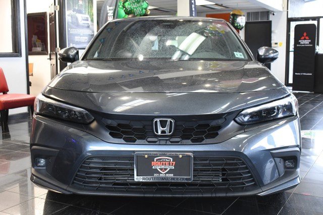 Used 2024 Honda Civic Sport Touring image 2