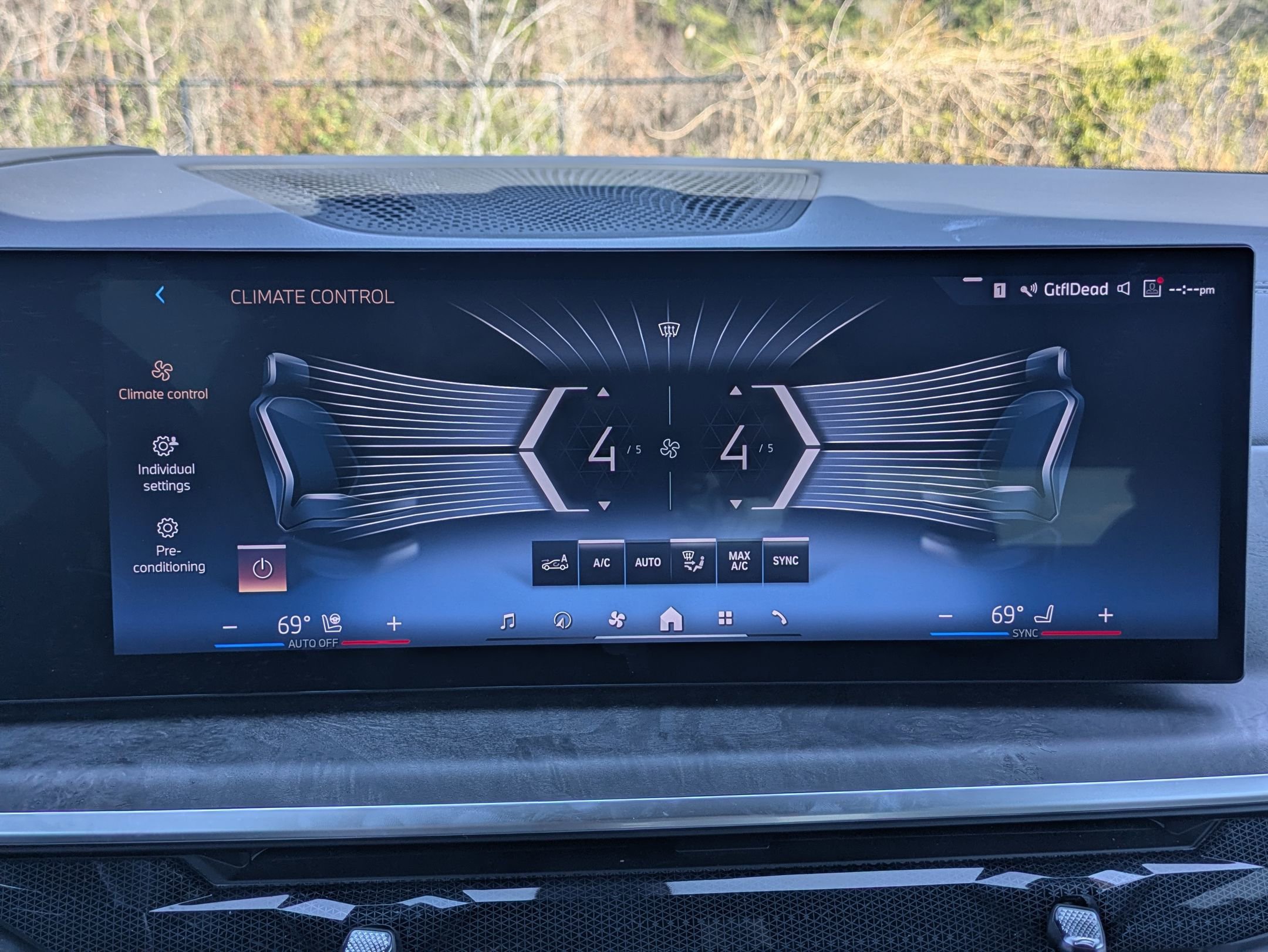 Used 2024 BMW X5 xDrive40i w/ Premium Package image 13