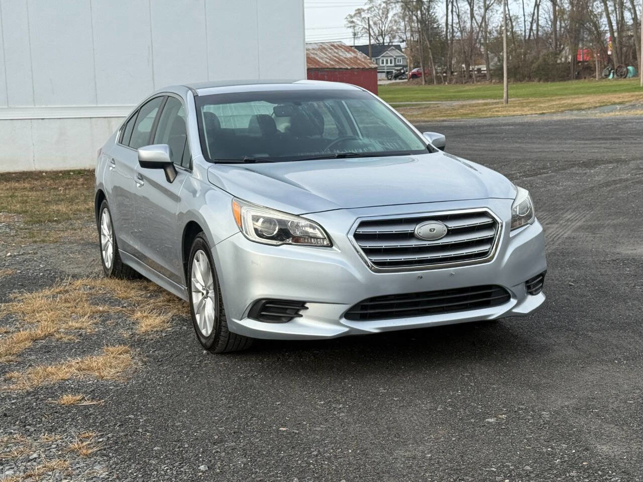 Used 2017 Subaru Legacy 2.5i Premium image 3