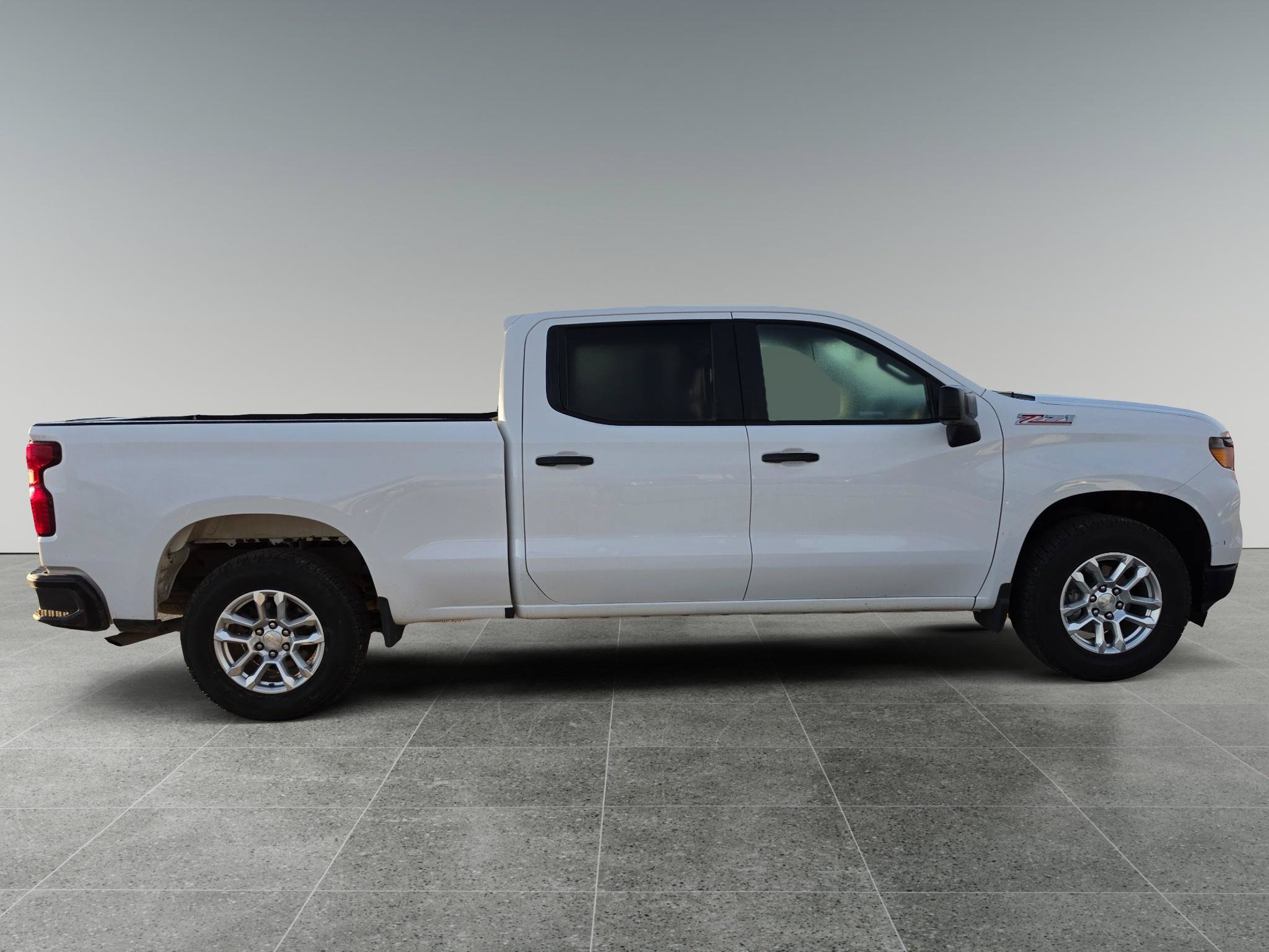 Used 2023 Chevrolet Silverado 1500 W/T w/ WT Value Package AWD/4WD image 7
