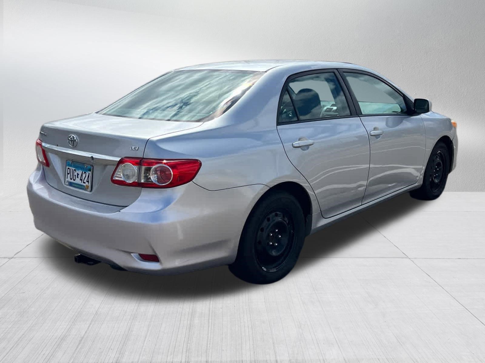 Used 2012 Toyota Corolla LE FWD image 6
