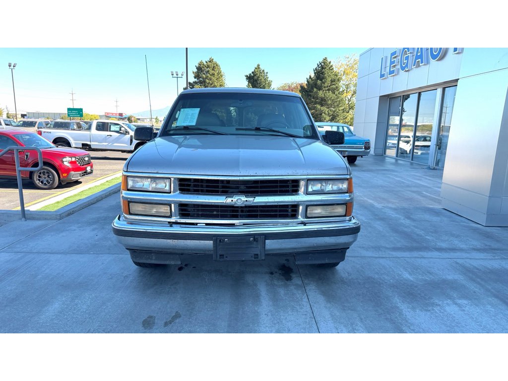 Used 1999 Chevrolet Suburban LT w/ Preferred Equipment Group 3 image 2