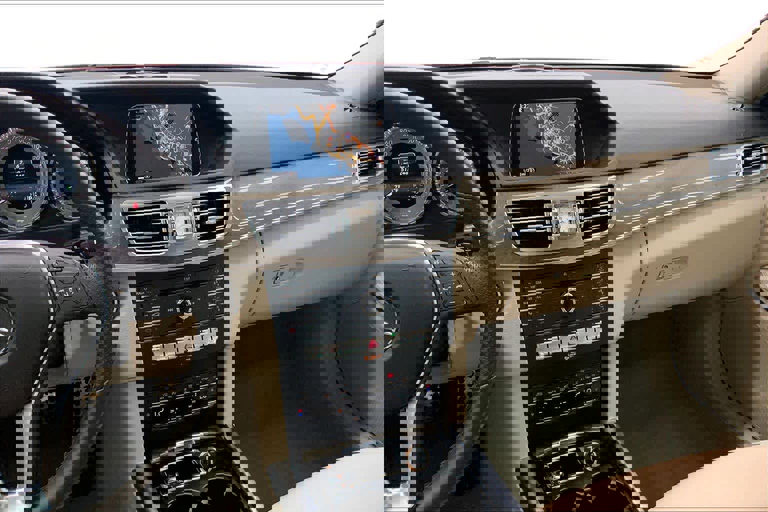 Used 2016 Mercedes-Benz E 350 Sedan image 25