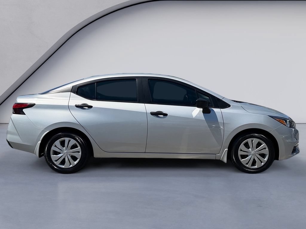 Used 2020 Nissan Versa S FWD image 6