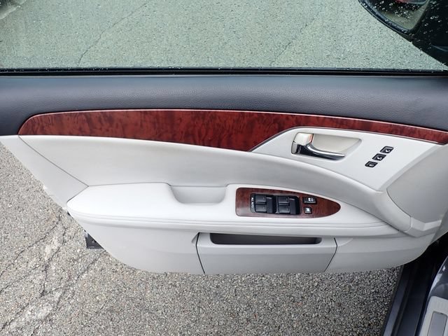 Used 2012 Toyota Avalon Limited FWD image 20