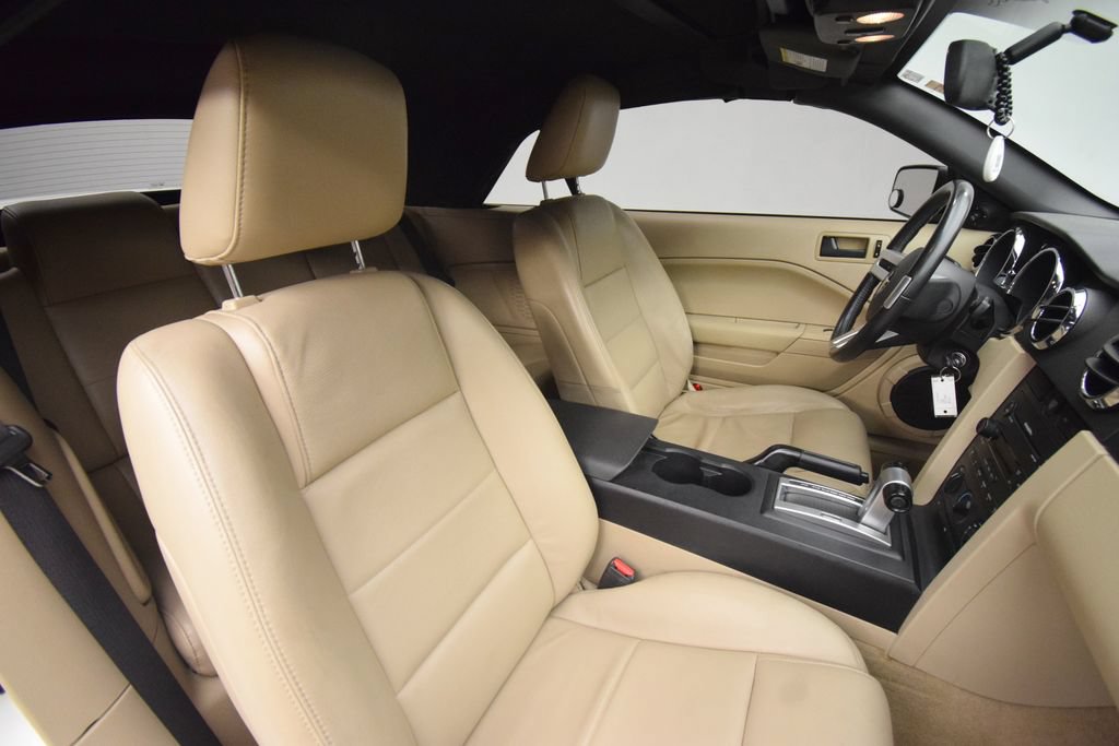 Used 2006 Ford Mustang Premium RWD image 15