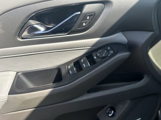 Used 2019 Chevrolet Traverse LT w/ LT Premium Package AWD/4WD image 26