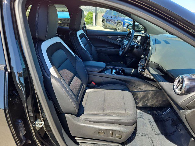 Used 2026 Chevrolet Blazer EV LT w/ Super Cruise Package FWD image 27