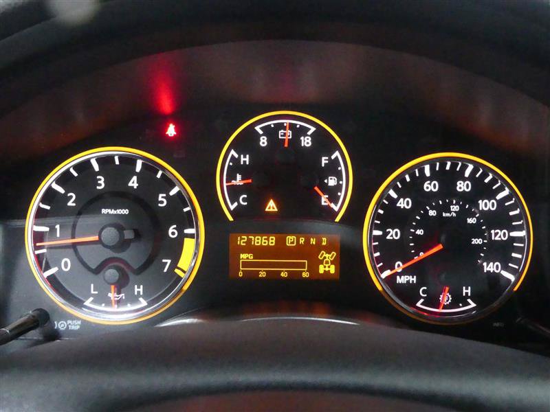 Used 2014 Nissan Armada Platinum w/ 2nd Row Captain Seat Package AWD/4WD image 31