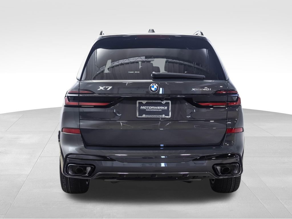 New 2026 BMW X7 xDrive40i image 4