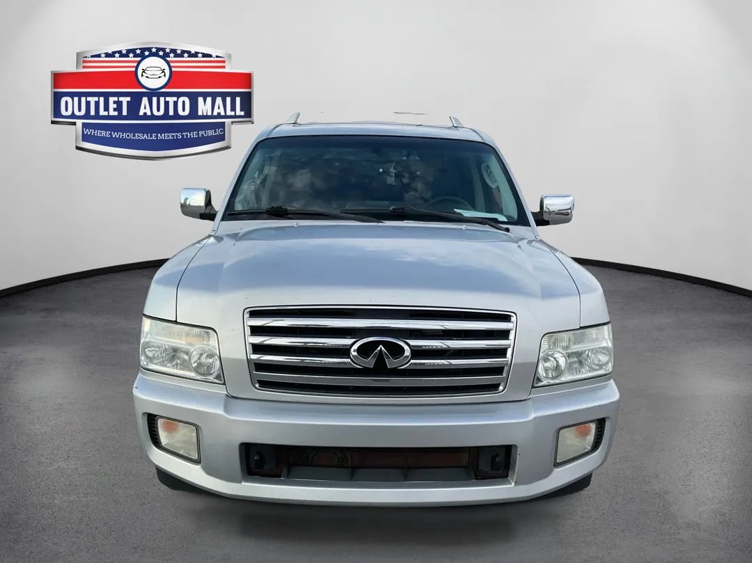 Used 2004 INFINITI QX56 2WD w/ Smart Vision Pkg image 8