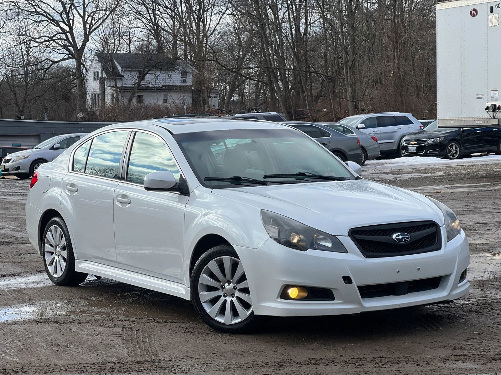 Used 2011 Subaru Legacy 2.5i Limited AWD/4WD image 8