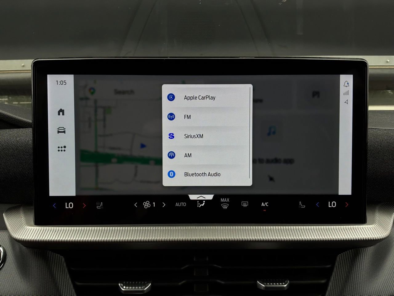 Used 2025 Ford Explorer ST-Line w/ ST-Line Street Pack AWD/4WD image 33