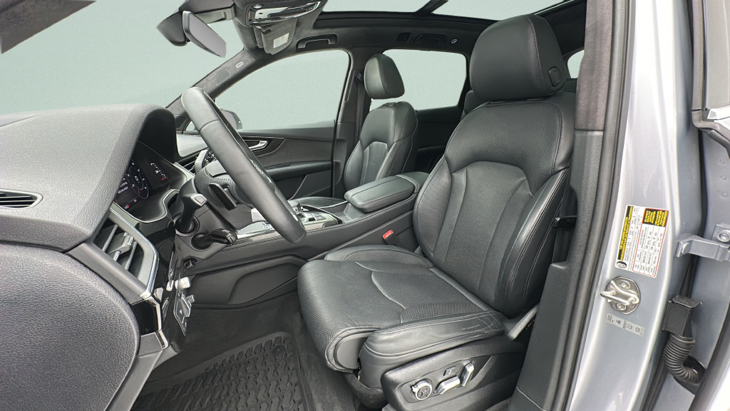 Used 2019 Audi Q7 3.0T Prestige AWD/4WD image 14