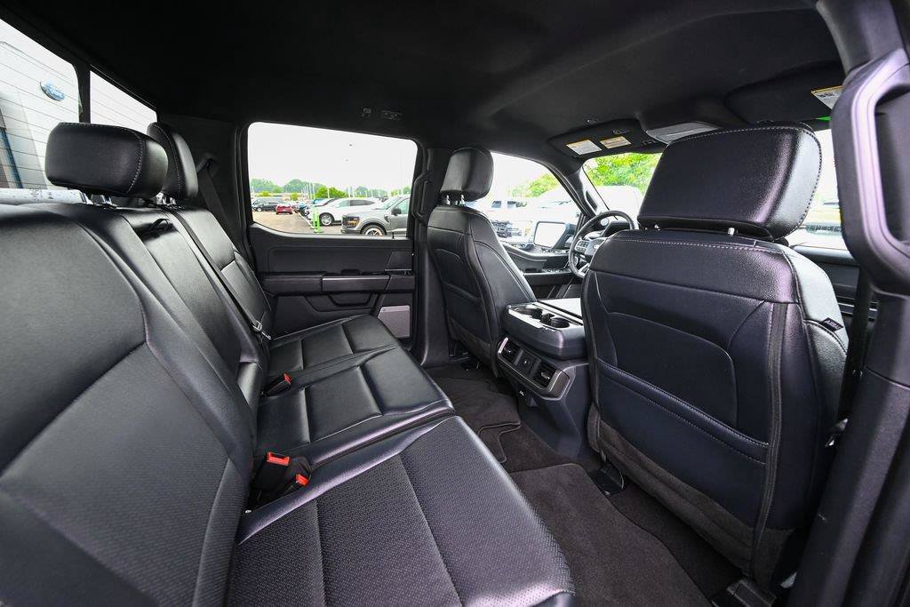 Used 2025 Ford F150 Lariat AWD/4WD image 27