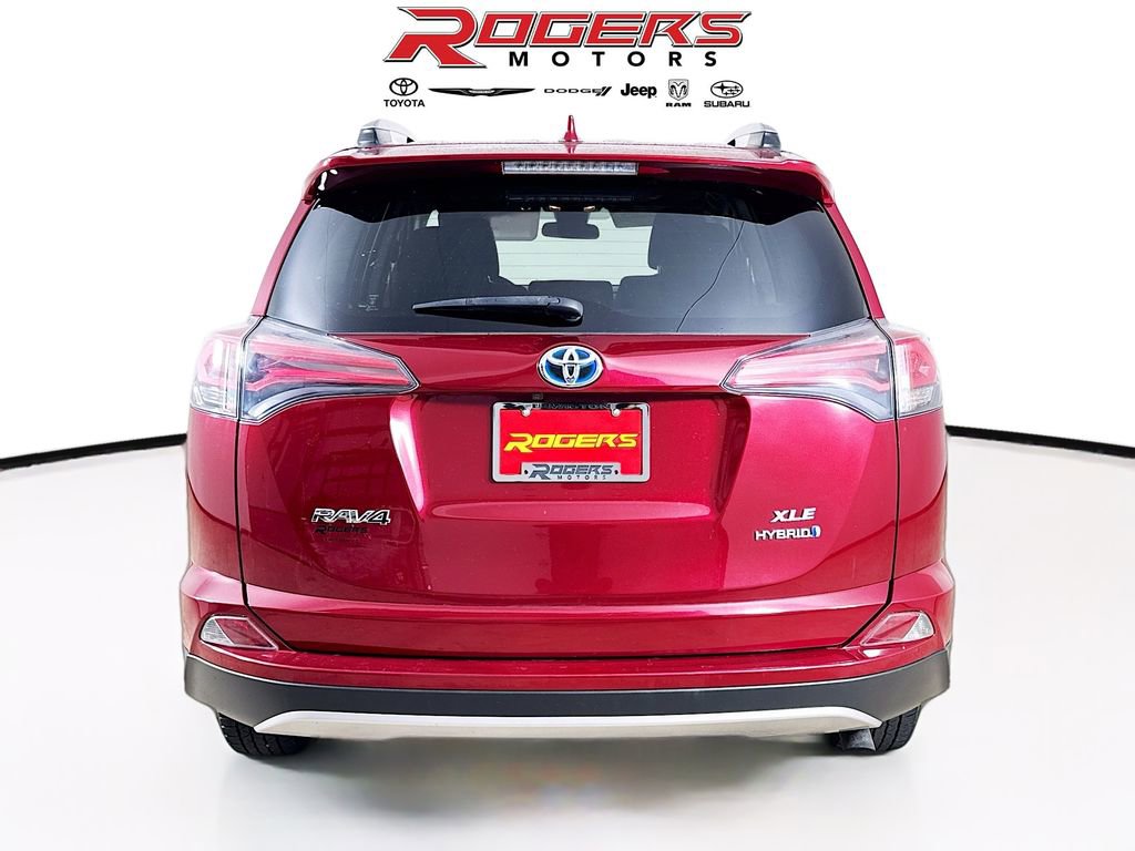 Certified 2018 Toyota RAV4 XLE image 6