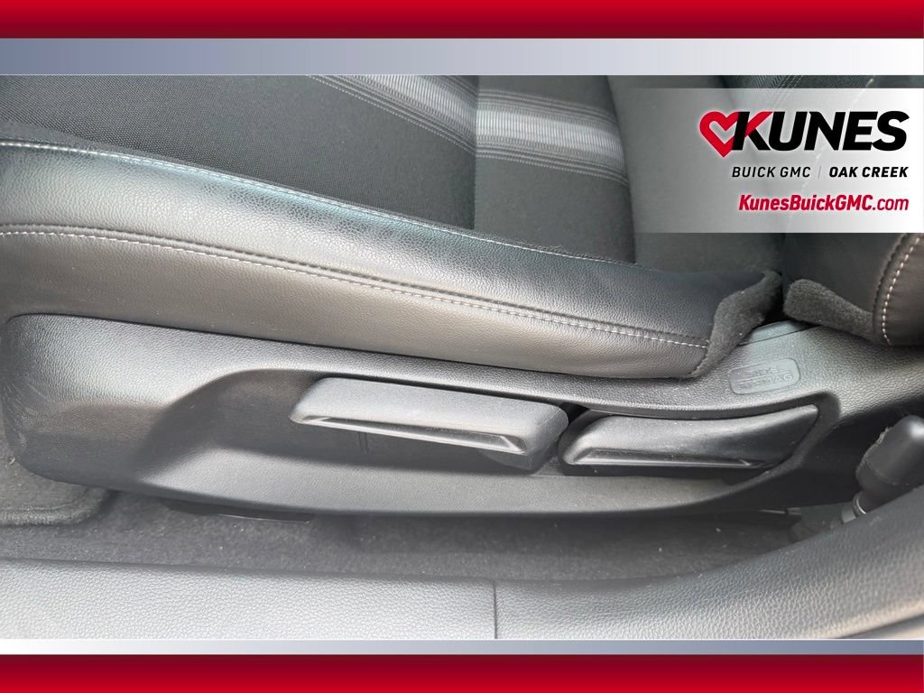 Used 2025 Honda Civic Sport image 14