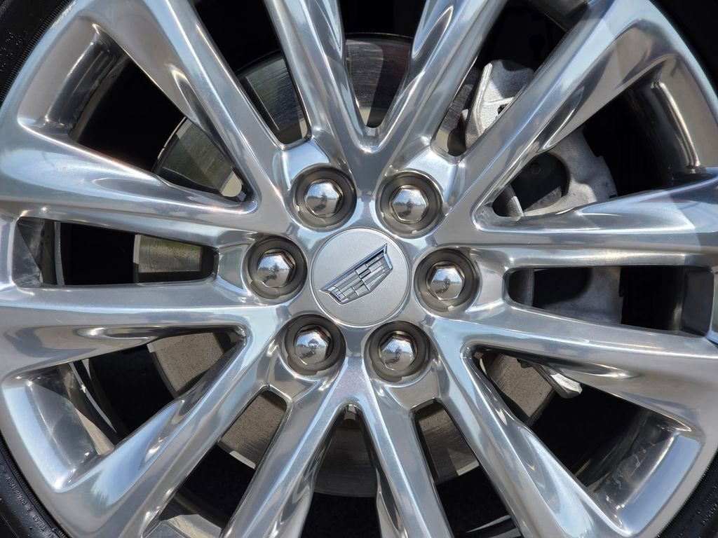 Used 2022 Cadillac XT6 Premium Luxury image 23