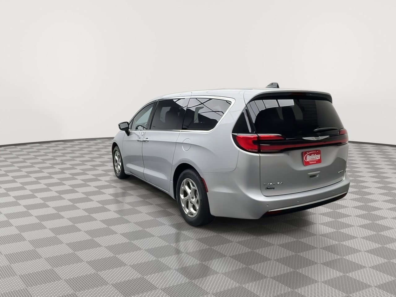 Used 2024 Chrysler Pacifica Limited FWD image 41