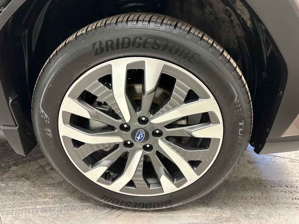 Used 2025 Subaru Forester Touring image 38