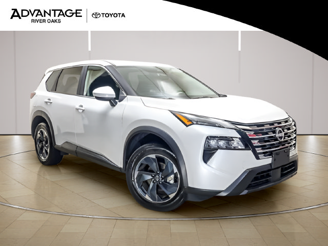 Used 2024 Nissan Rogue SV AWD/4WD image 2