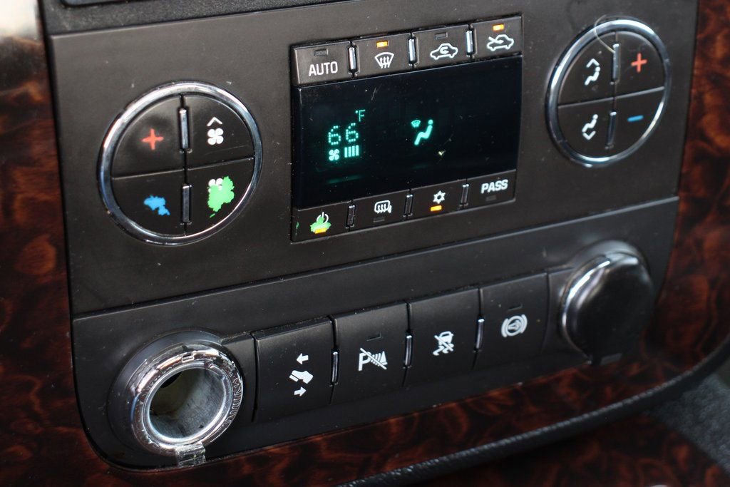 Used 2011 GMC Sierra 2500 Denali image 30