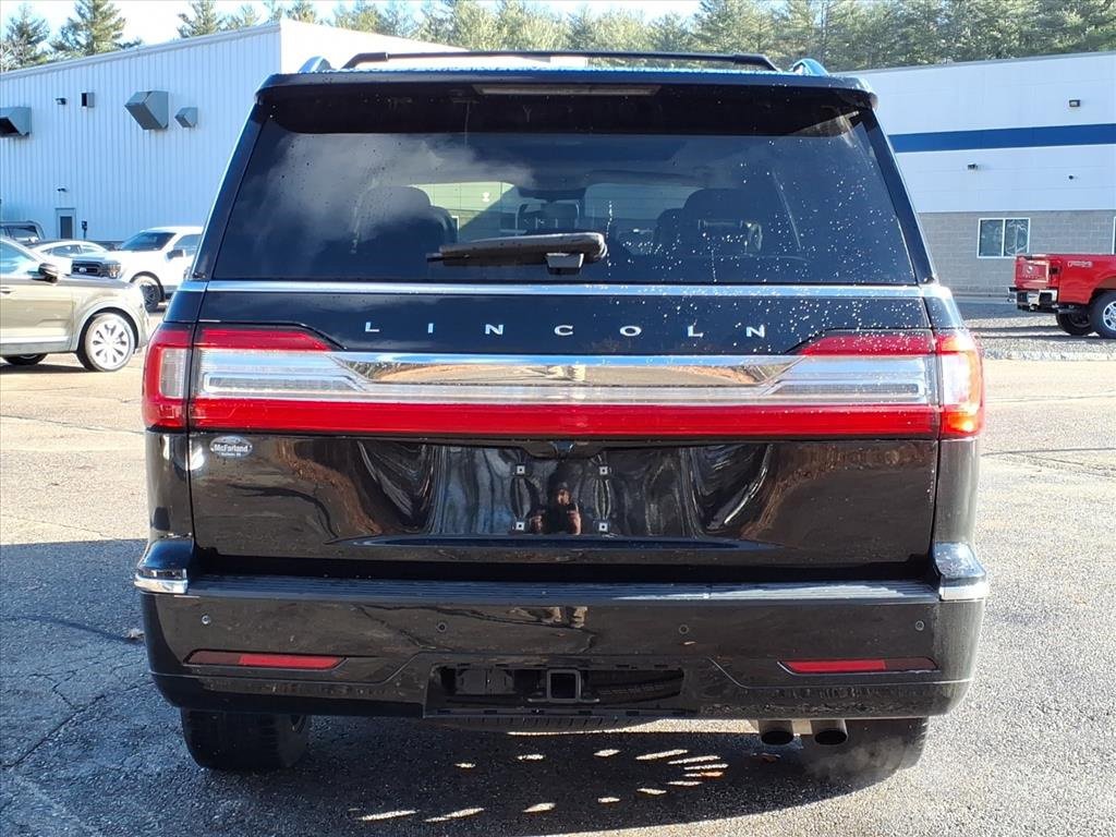 Used 2018 Lincoln Navigator Reserve w/ Technology Package image 31