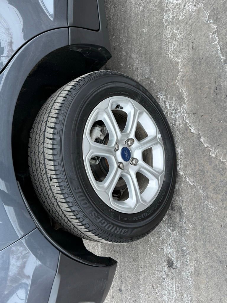 Used 2022 Ford EcoSport SE w/ SE Convenience Package image 11