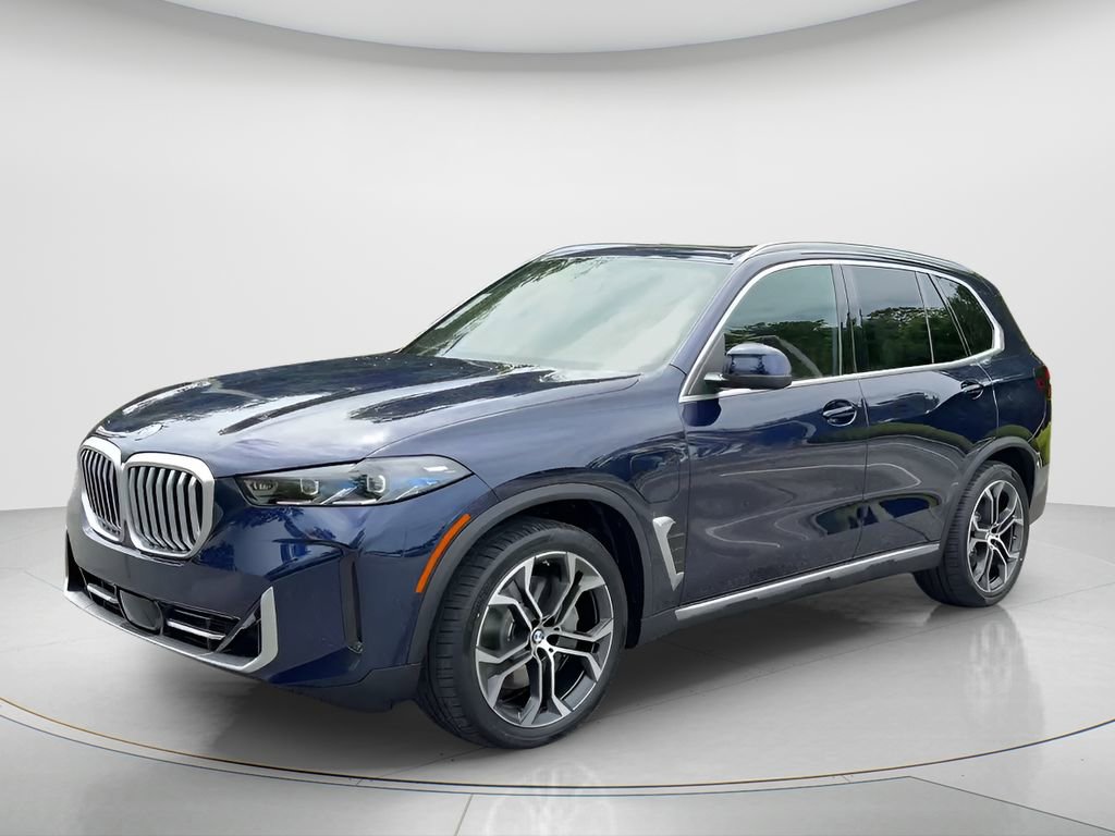 New 2026 BMW X5 M60i AWD/4WD image 1