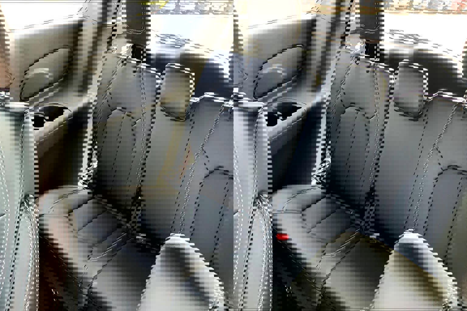 New 2026 Chrysler Pacifica Select image 16