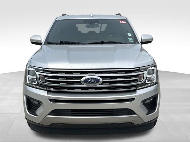 Used 2018 Ford Expedition Max XLT w/ Equipment Group 202A image 2