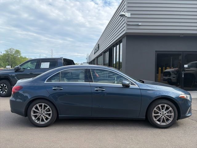 Used 2019 Mercedes-Benz A 220 image 2