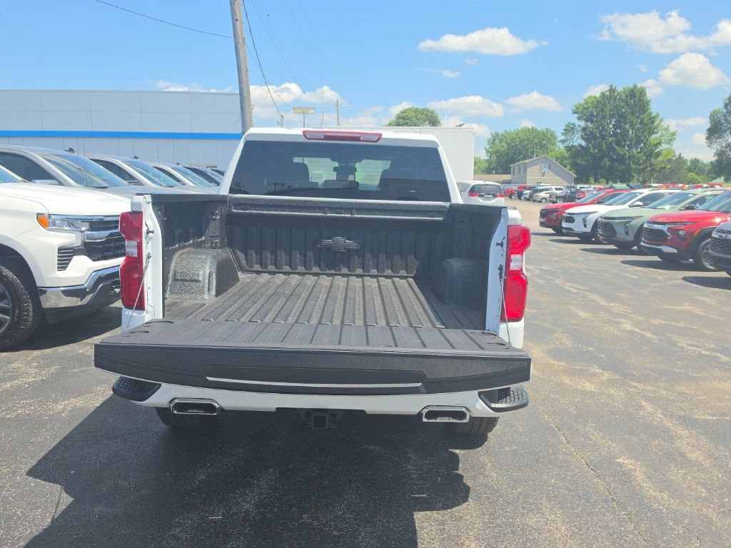 New 2026 Chevrolet Silverado 1500 RST w/ Z71 Off-Road Package AWD/4WD image 8