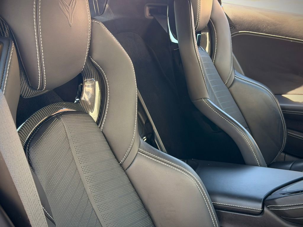 Used 2025 Chevrolet Corvette Stingray Premium Cpe w/ 3LT image 14