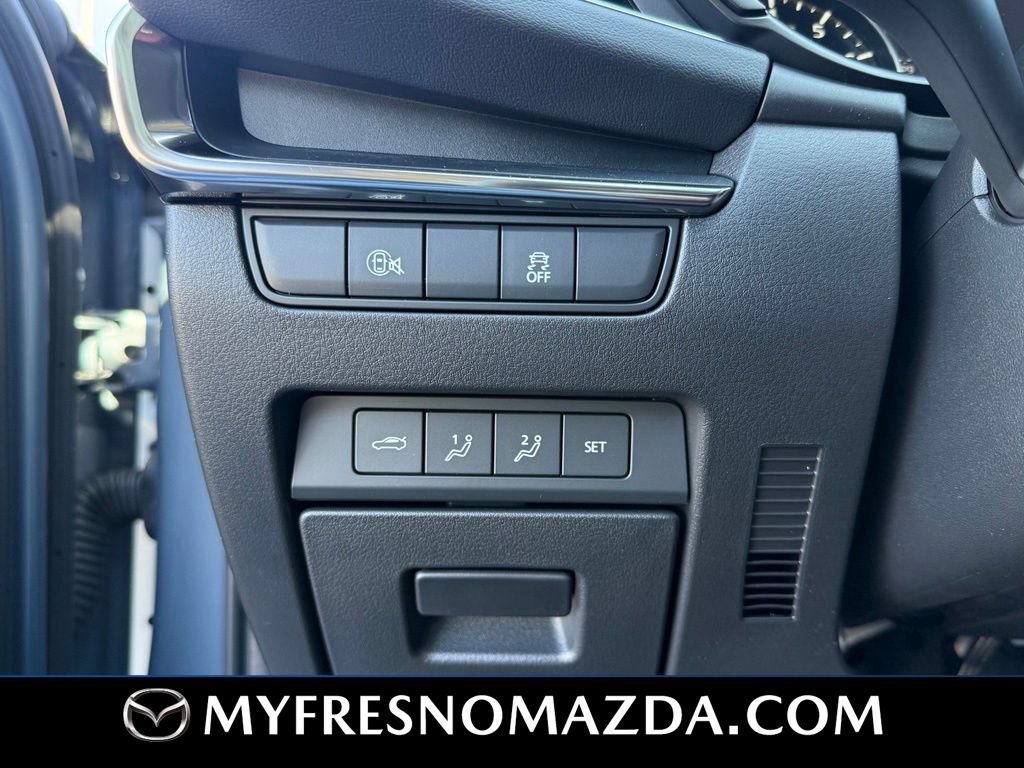 New 2026 MAZDA MAZDA3 Carbon AWD/4WD image 27